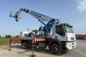 Piattaforma lavoro 31mt