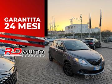 Lancia Ypsilon 1.0 FireFly 5 porte S&S Hybrid Silv