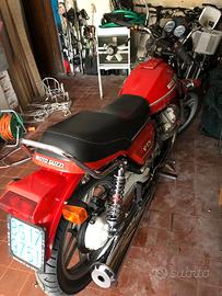 moto guzzi v65
