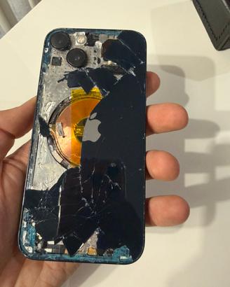 Iphone 13 solo per ricambi