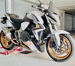 Honda cb1000r