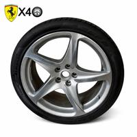 Cerchi originali Ferrari FF con pneumatici estivi