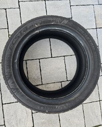Gomme seminuove 205/45 ZR16 87W