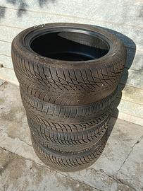 4 Pneumatici Invernali 205/50R17