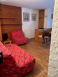 Prali monolocale direttamente sulle piste da sci