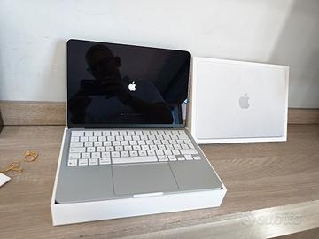 MACBOOK NEO 8/256GB NUOVO APERTO SOLO  ESPOSIZIONE