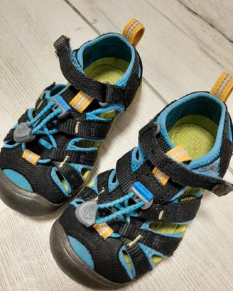 sandali punta chiusa 24/25