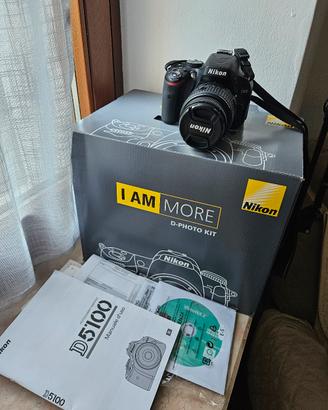 nikon d5100 con obiettivo 18-55