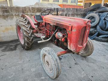 Trattore Carraro con botte