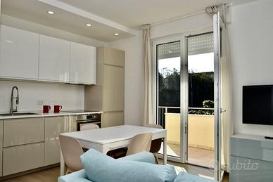 SAN VINCENZO 44 bilo con posto auto 1/15 agosto