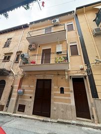 Casa indipendente  135 mq su piu livelli