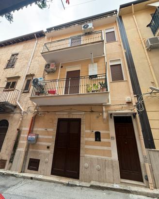 Casa indipendente  135 mq su piu livelli