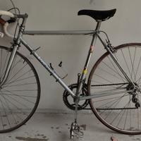 Bicicletta da corsa vicini epoca eroica