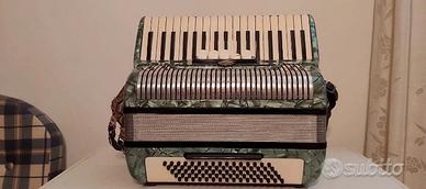 Fisarmonica 80 bassi
