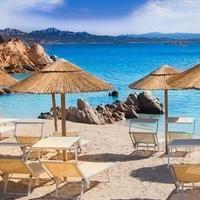 LA MADDALENA casa praticamente sul mare