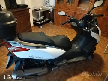 Kymco Downtown 300