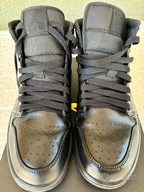 NIKE AIR JORDAN 1 MID BLACK