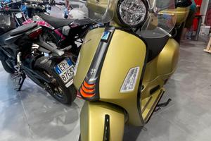 Vespa 310 GTS hpe supersport