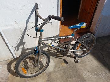 bicletta bmx usata misura 20