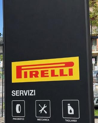 Totem pubblicitario 3 lati – insegna per gommista