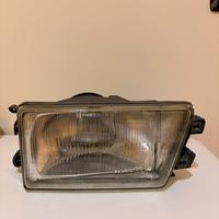 Faro alfa 75 destro carello