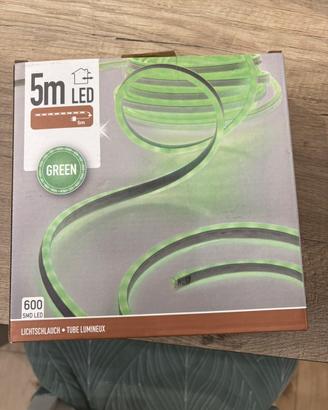 Led striscia per interno ed esterno 15 metri