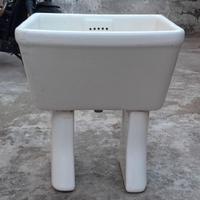 Lavatoio in ceramica