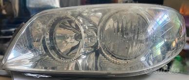 FARO ANTERIORE SINISTRO FIAT Grande Punto 1° Seri