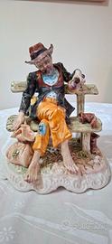 Porcellana Capodimonte – Vagabondo sulla Panchina