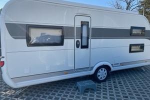 Caravan Hobby De Luxe 515UHK