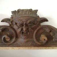Cimasa in legno