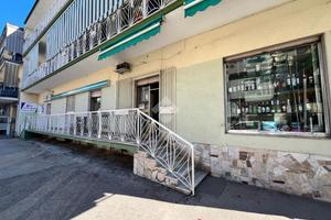NEGOZIO A SANT'ANTIMO