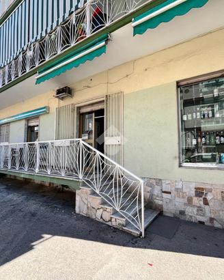 NEGOZIO A SANT'ANTIMO