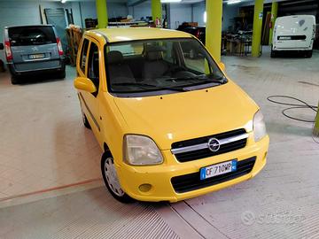 Opel Agila benzina