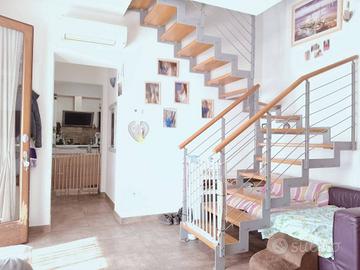 Casa indipendente di 100 m² con 4 locali a Quarrat