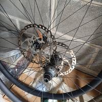 Ruote Mtb 29 pollici in carbonio provenienza Cina