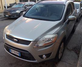 Ford kuga titanium