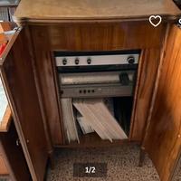 Mobile stereo antico