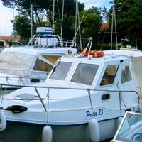 Gozzo cabinato a motore m. 7 f.t. cantiere Ala Blu