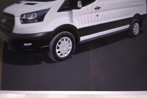 Autocarro Ford transit del 2015