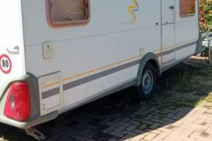 Caravan knaus 451