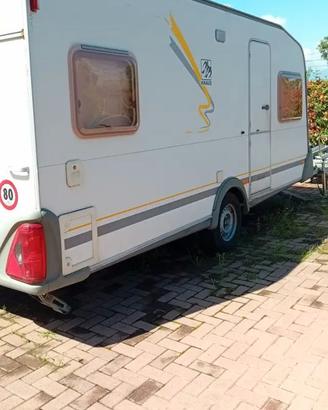 Caravan knaus 451