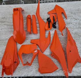 Kit Acerbis di tutte le plastiche per KTM EXC e MX