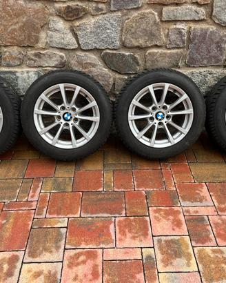 4 Cerchi BMW R16 con gomme invernali