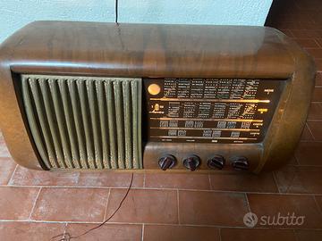 Radio a valvole vintage Magnadyne S 109 anno 50/51