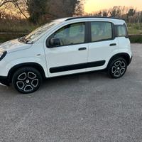 FIAT Panda Cross hybrid unico proprietario
