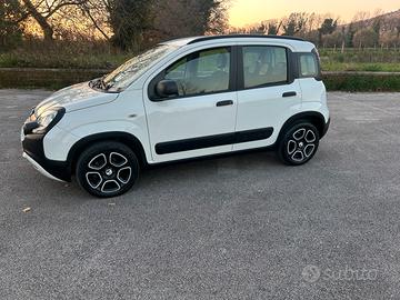 FIAT Panda Cross hybrid unico proprietario