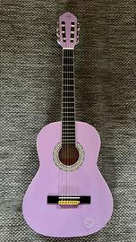 Chitarra classica per ragazza