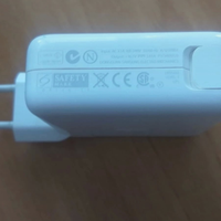 Apple trasformatore imput AC16A