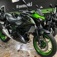 Kawasaki Z500 SE. 2024